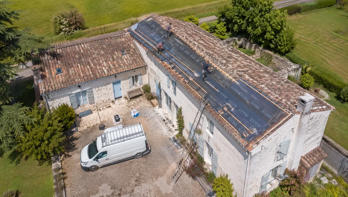 Étanchéité de toiture-terrasse et traitement hydrofuge à Nantes par Le Castor Nantais